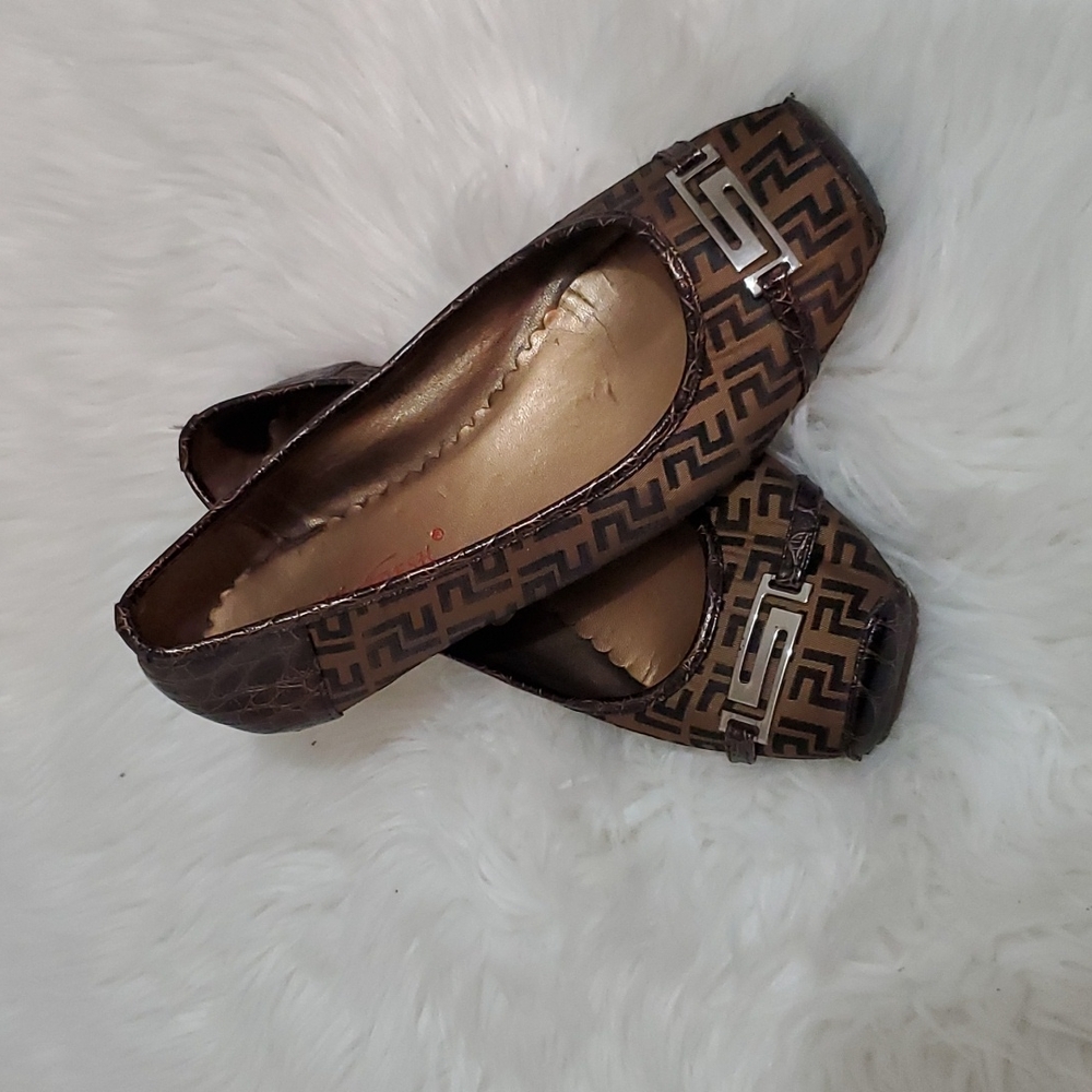 Like New Brown Flats